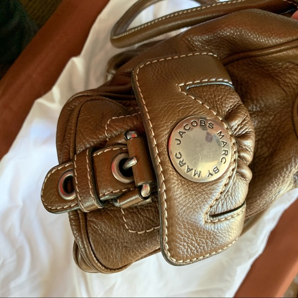Marc Jacobs Large Beige Satchel Handbag - Picture 4 of 7
